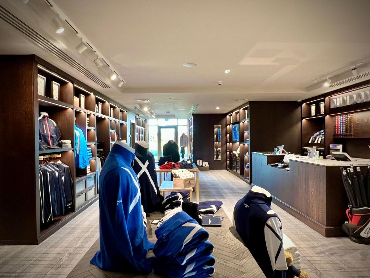 Отель Dundonald Links Dreghorn Экстерьер фото